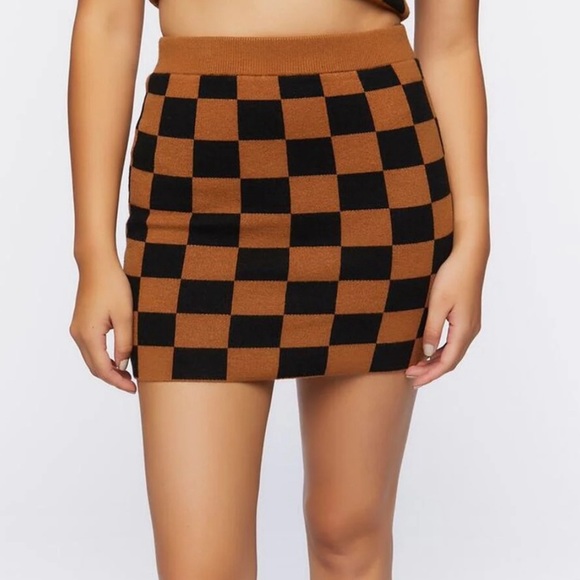 Forever 21 Dresses & Skirts - Checkered Sweater-Knit Mini Skirt Size S